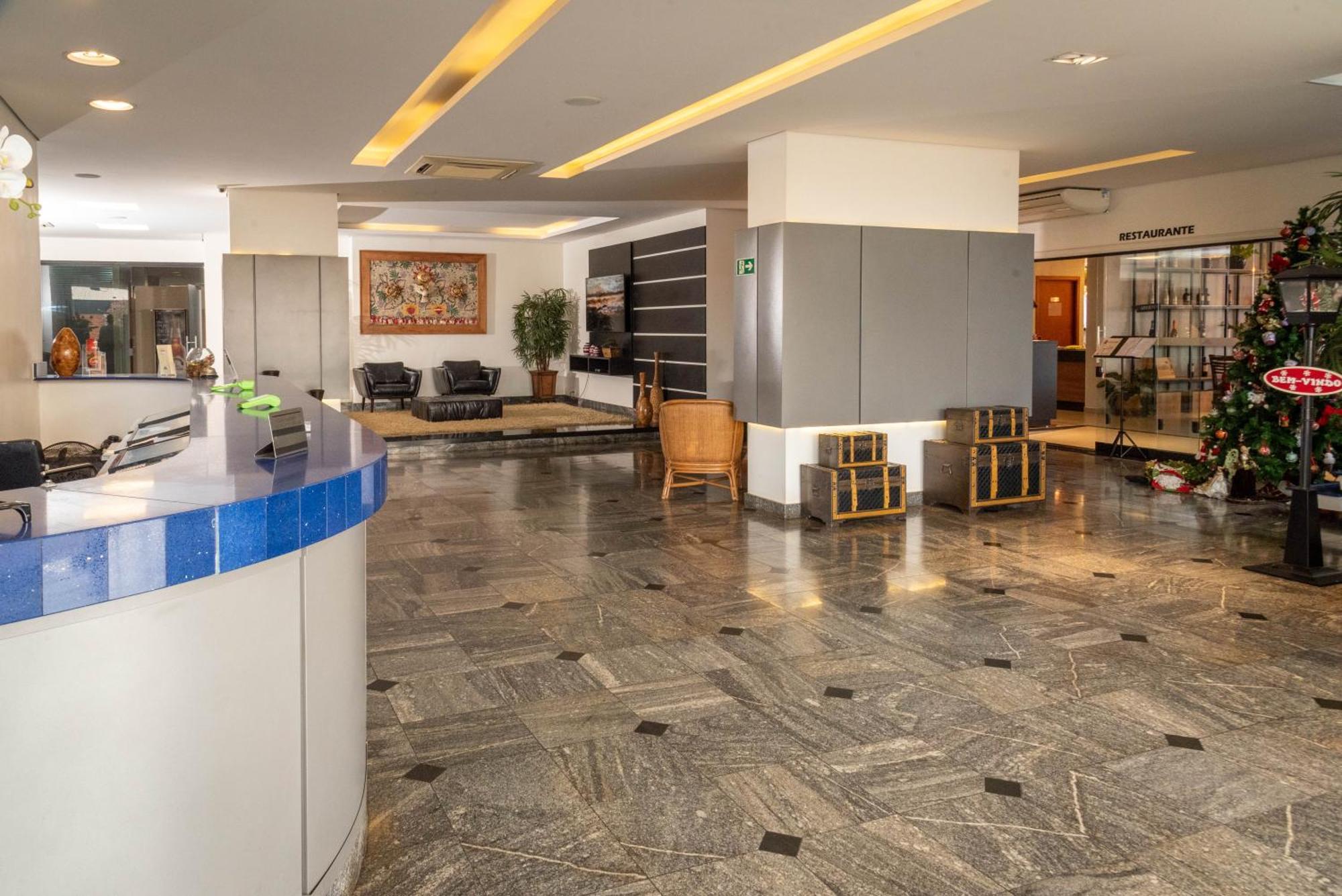 פיראסיסבה Antonio'S Palace Hotel מראה חיצוני תמונה